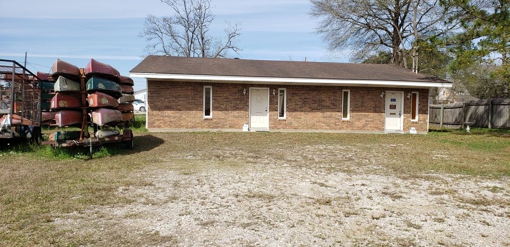 Office For Sale: 921 S Main St, Lumberton, TX 77657